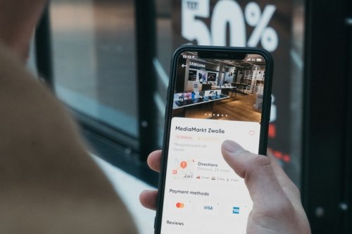 Live shopping in 2021